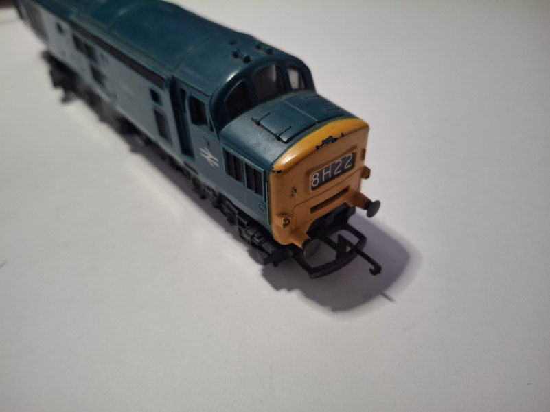 D6830 Back